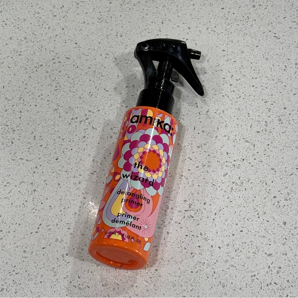 NEW - AMIKA The Wizard Detangling Primer 4oz
